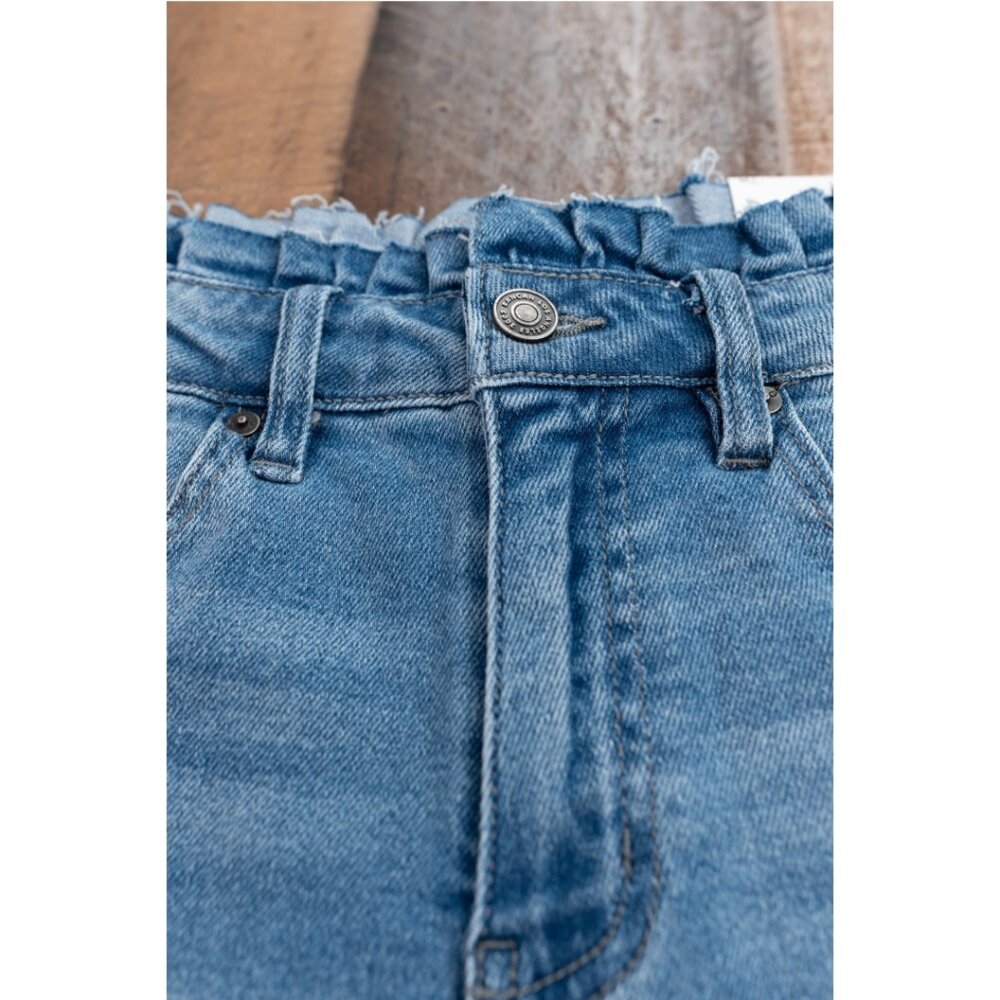 π KanCan High Rise Jean Shorts - Size 3/25 - Picture 6 of 10